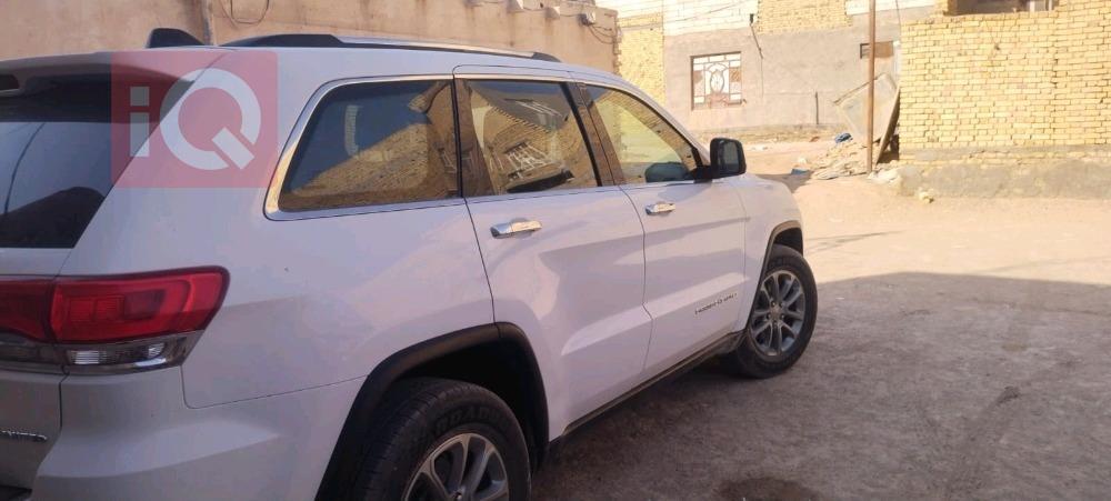 جيب جراند شيروكي